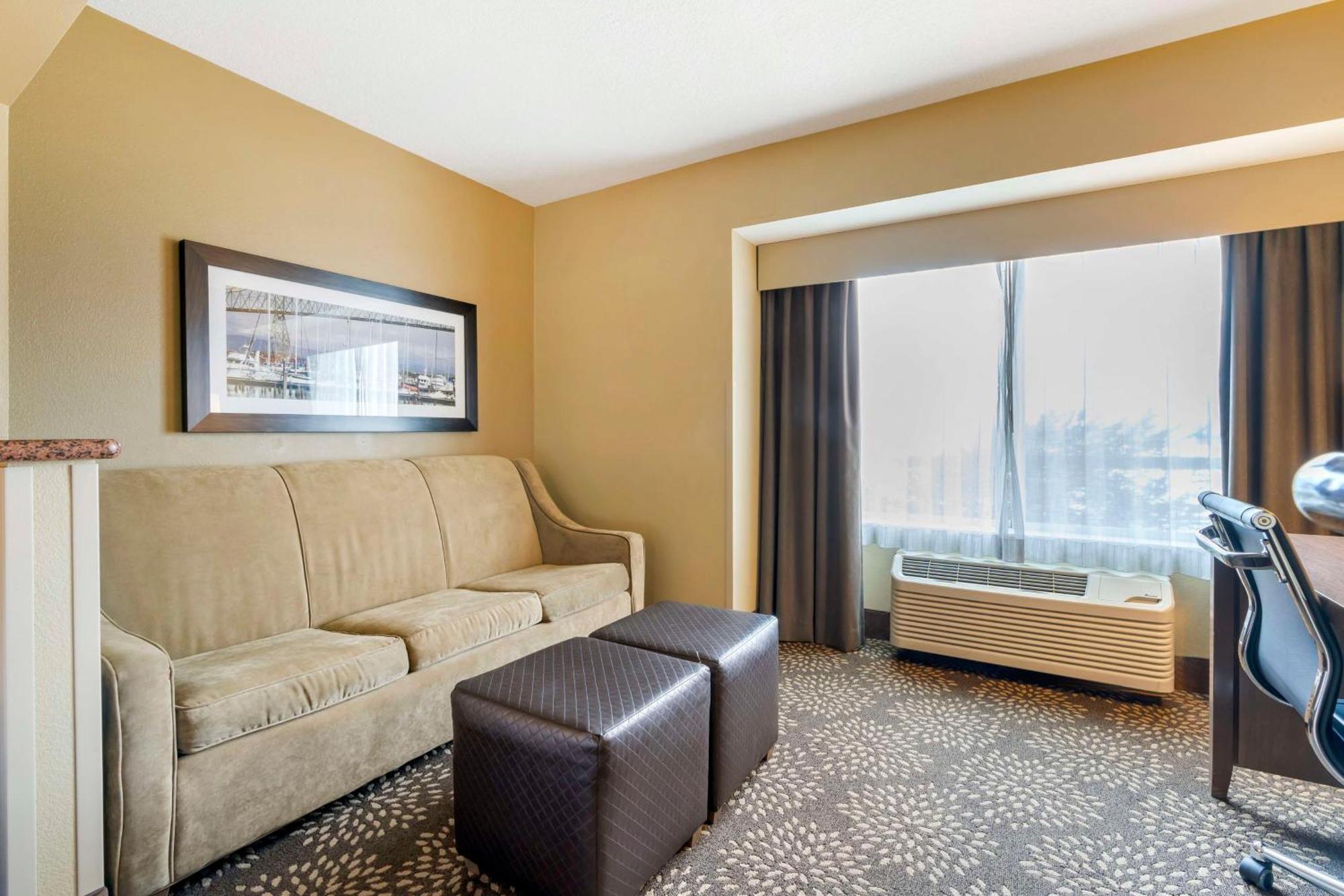 Best Western Columbia River Waterfront Hotel Астория Экстерьер фото