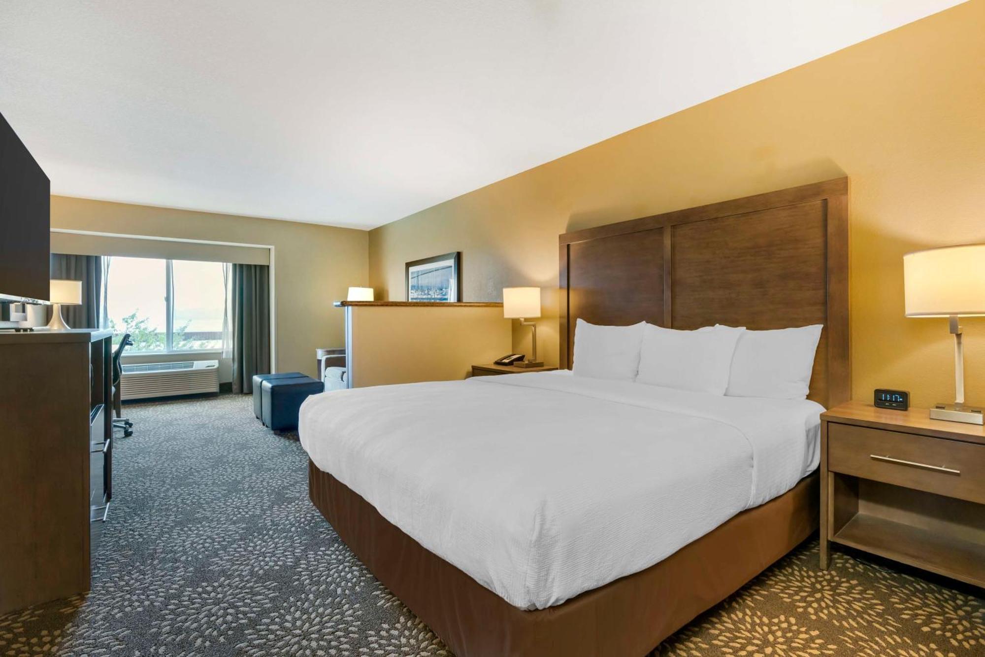 Best Western Columbia River Waterfront Hotel Астория Экстерьер фото