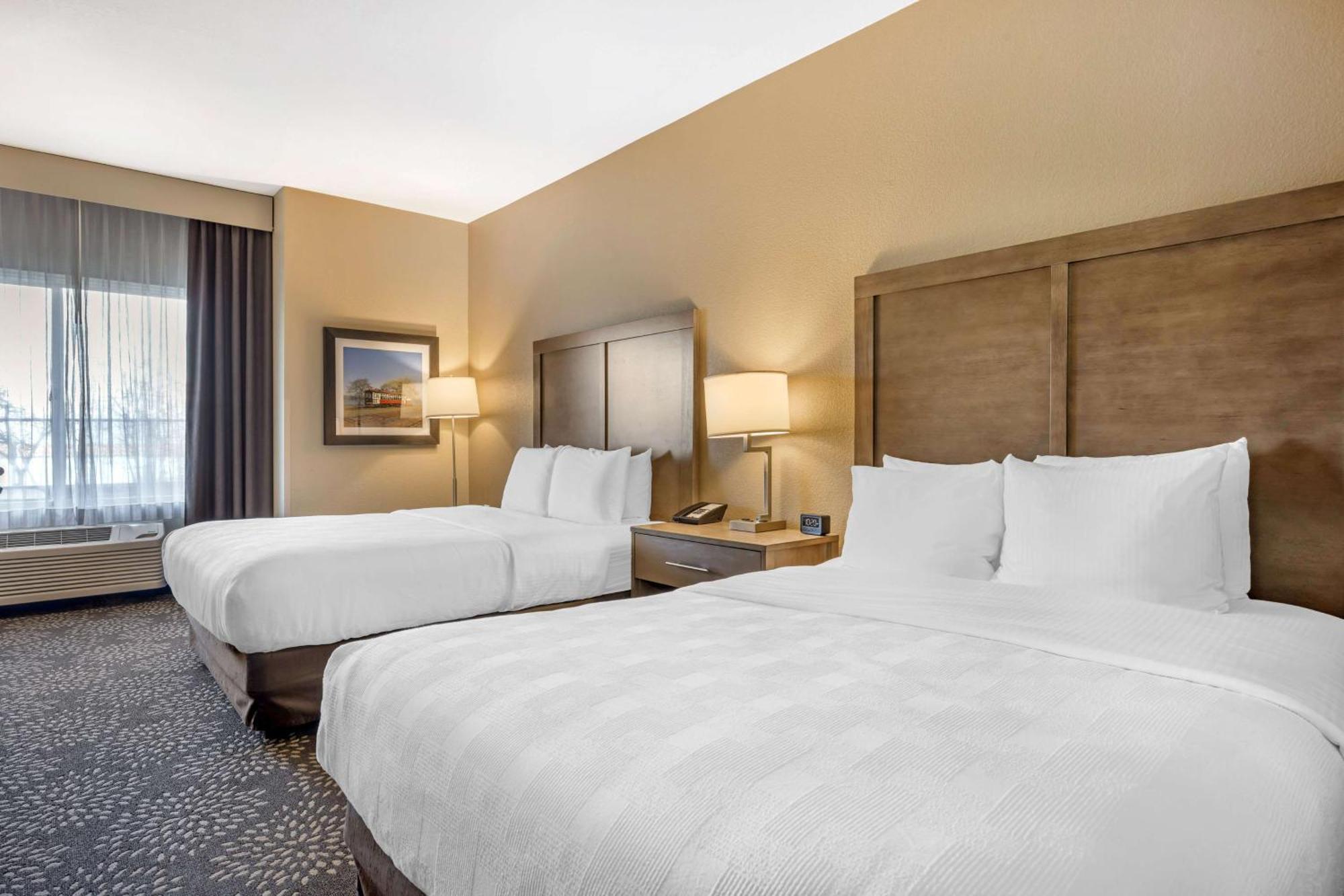 Best Western Columbia River Waterfront Hotel Астория Экстерьер фото
