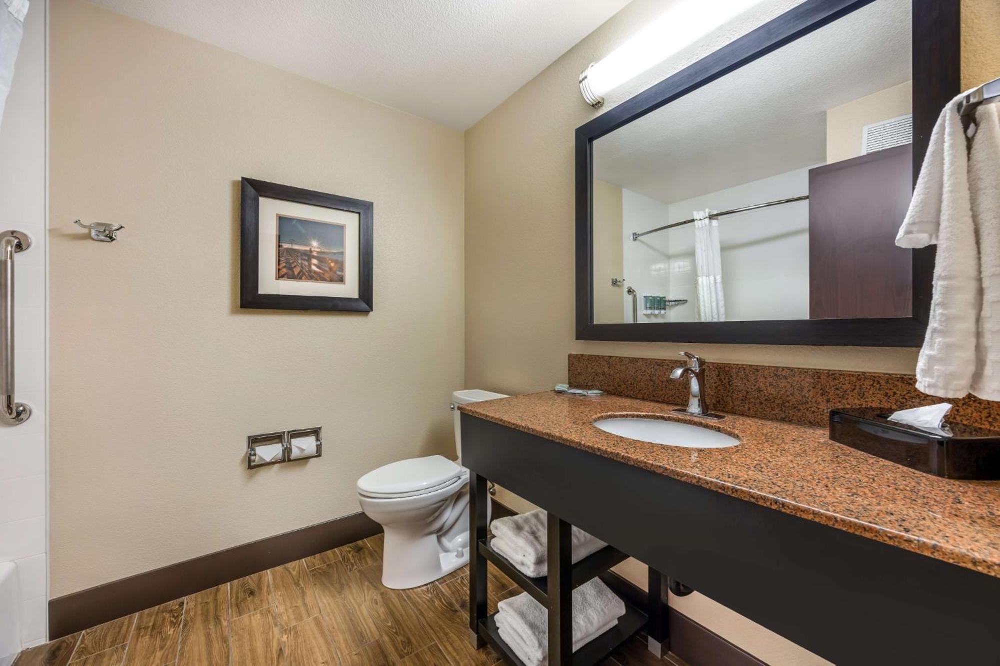 Best Western Columbia River Waterfront Hotel Астория Экстерьер фото